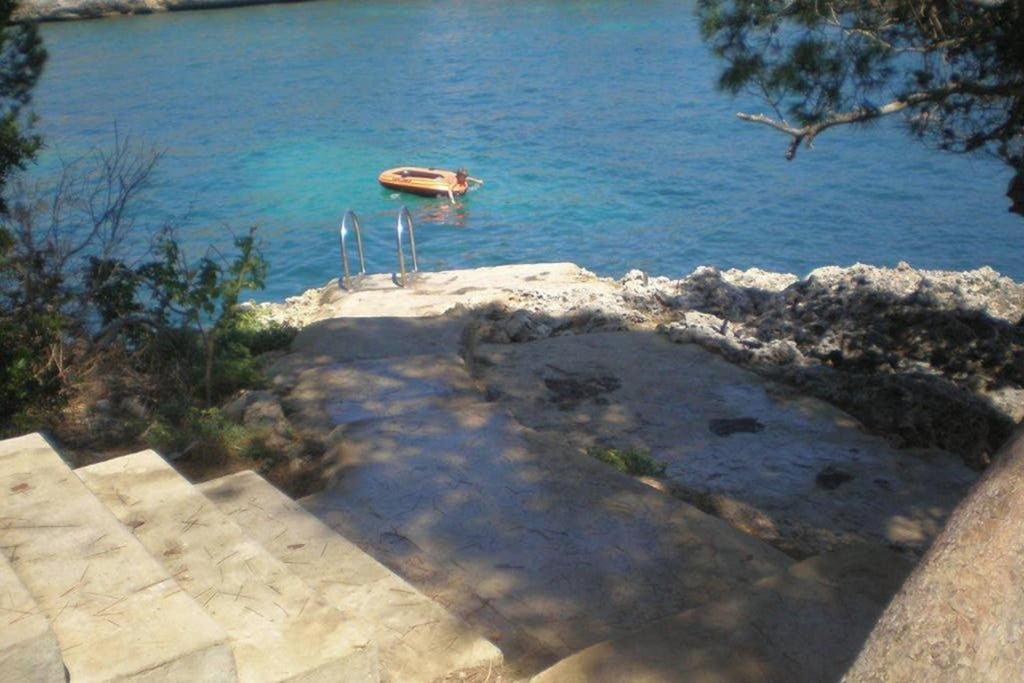 Apartment Sea Frontline 'faraona'. Pool. Wifi Santanyí