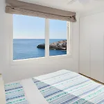Sea Frontline Apartment \'Faraona\'. Pool. Wifi